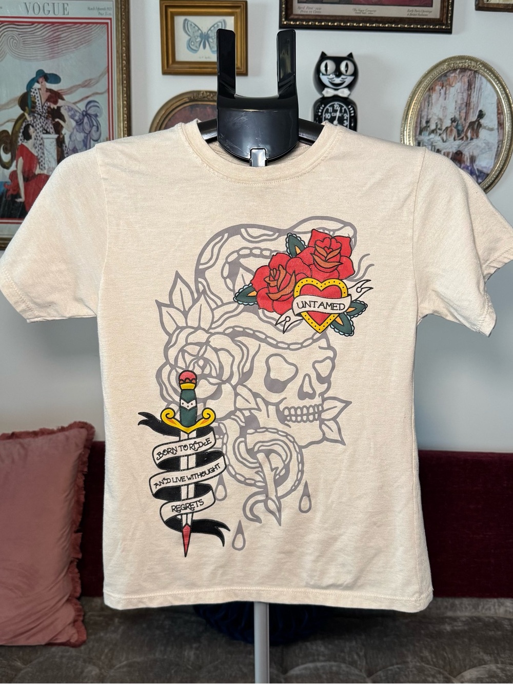 Untamed Skull & Rose Graphic Tee - Cream